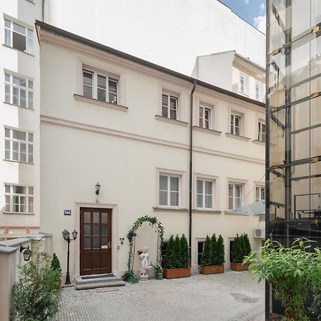 Prague Old Town Liliova Garden Hotel Екстериор снимка