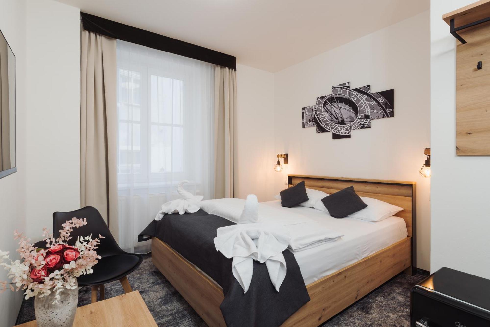 Prague Old Town Liliova Garden Hotel Екстериор снимка