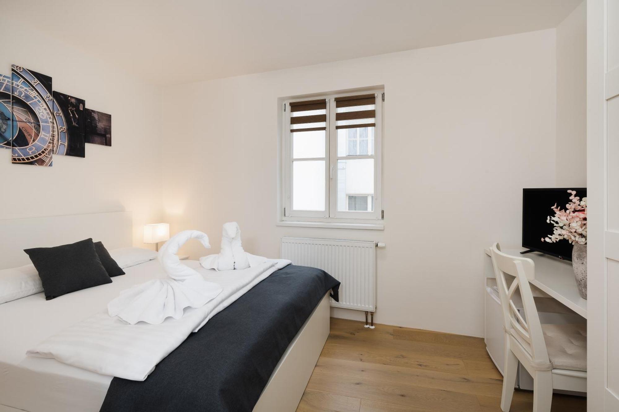 Prague Old Town Liliova Garden Hotel Екстериор снимка