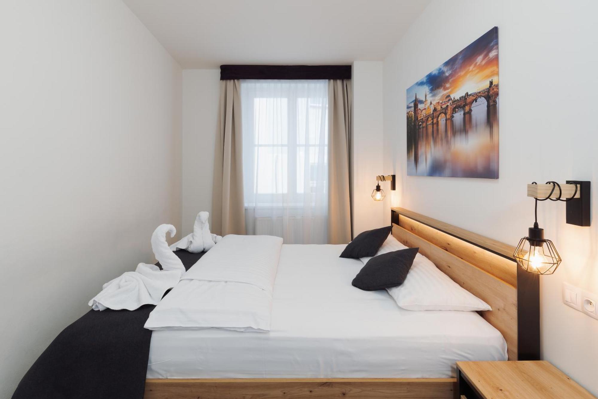 Prague Old Town Liliova Garden Hotel Екстериор снимка